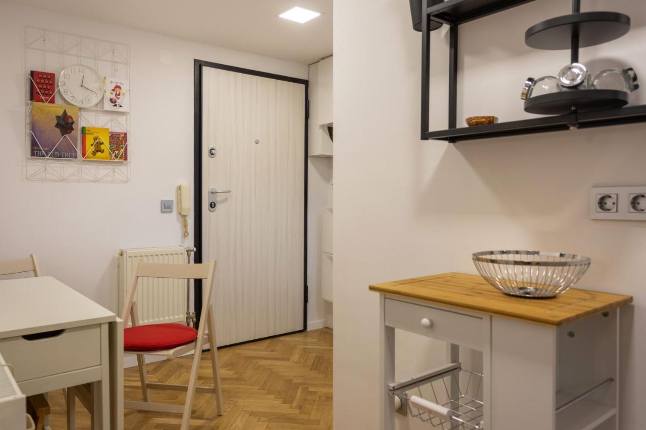 Appartement Modern Studio Near British Square à Zagreb Extérieur photo
