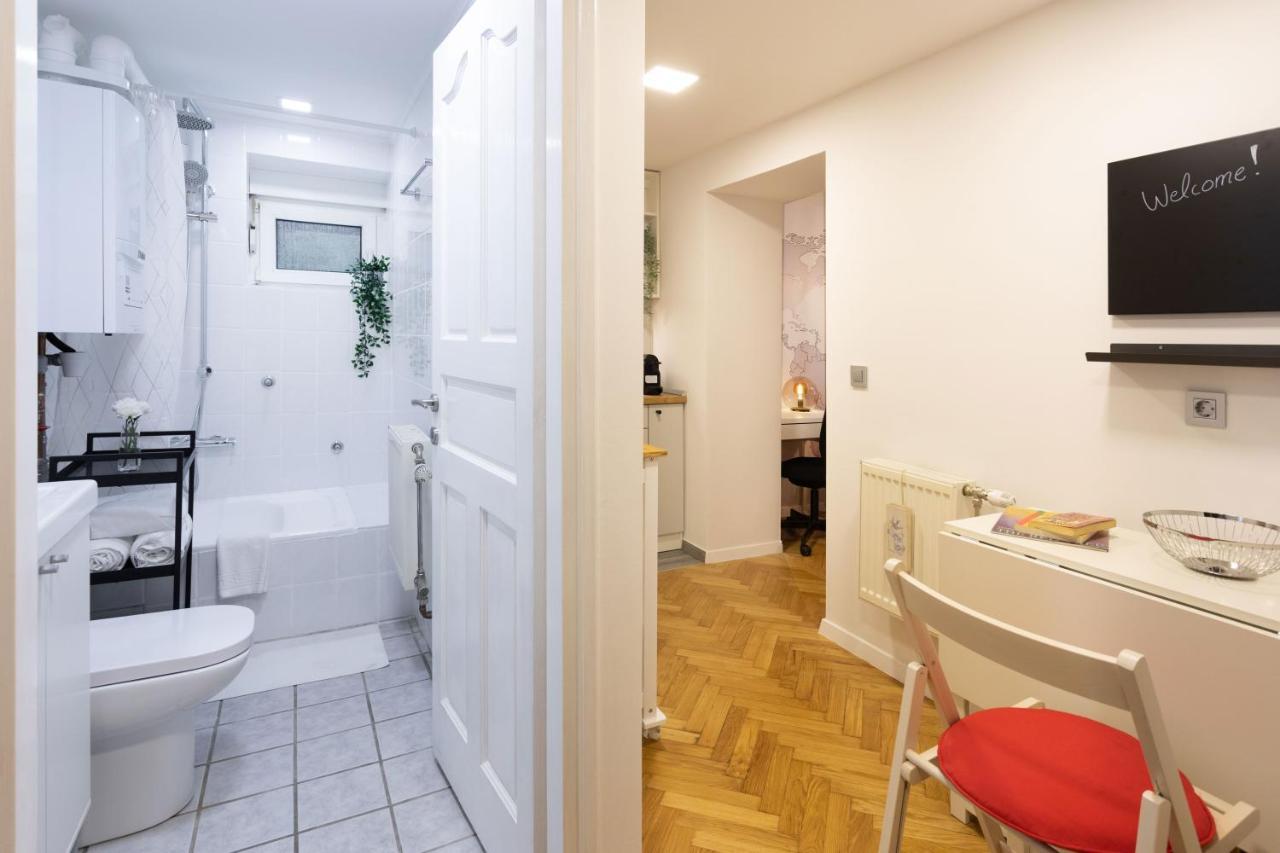 Appartement Modern Studio Near British Square à Zagreb Extérieur photo